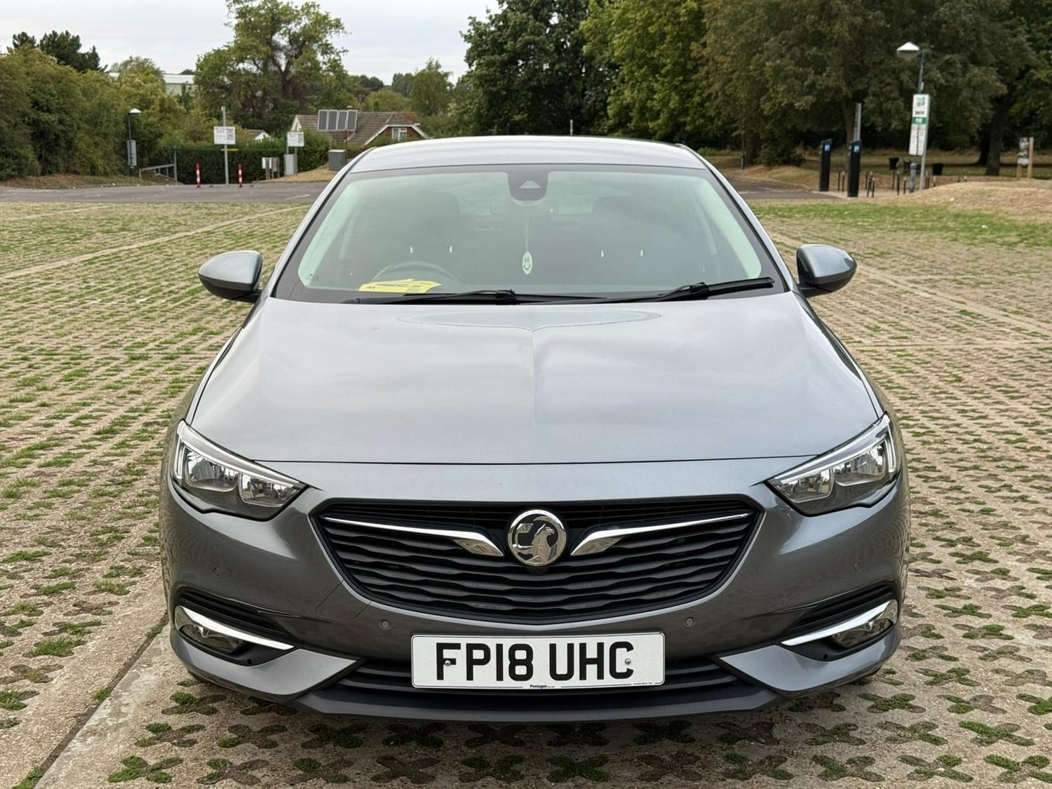 [ berth ]Vauxhall Insignia