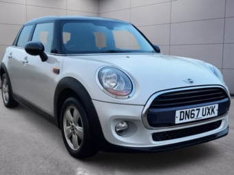 Mini Hatch 2017
