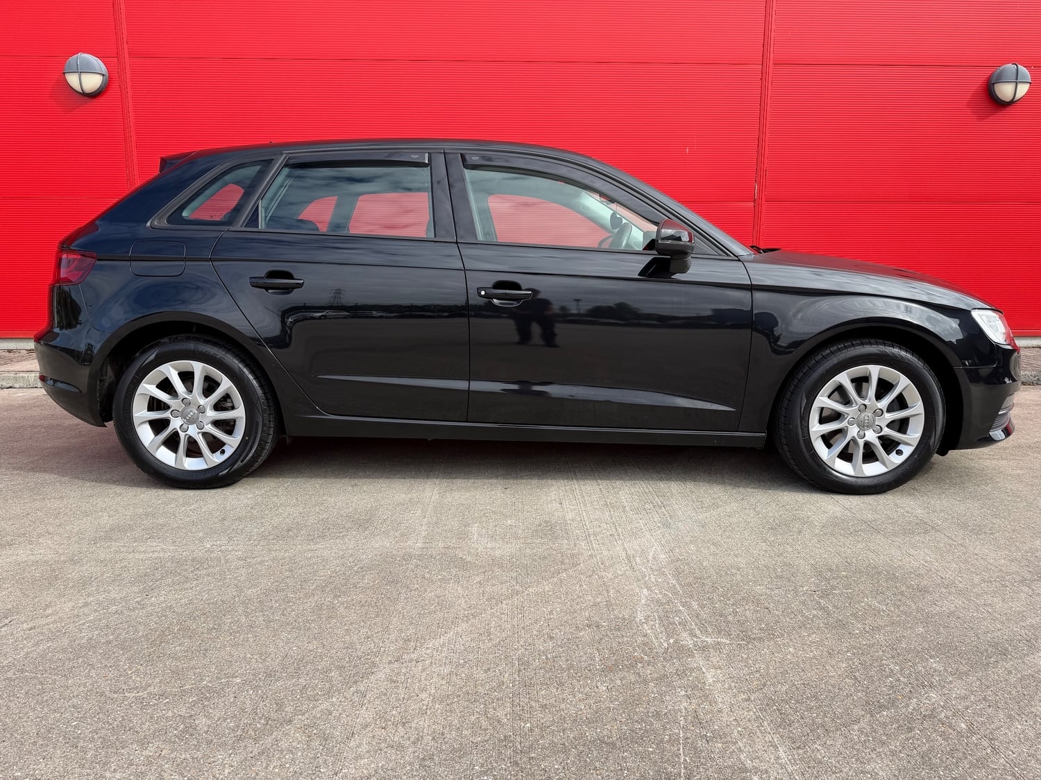 [ berth ]Audi A3