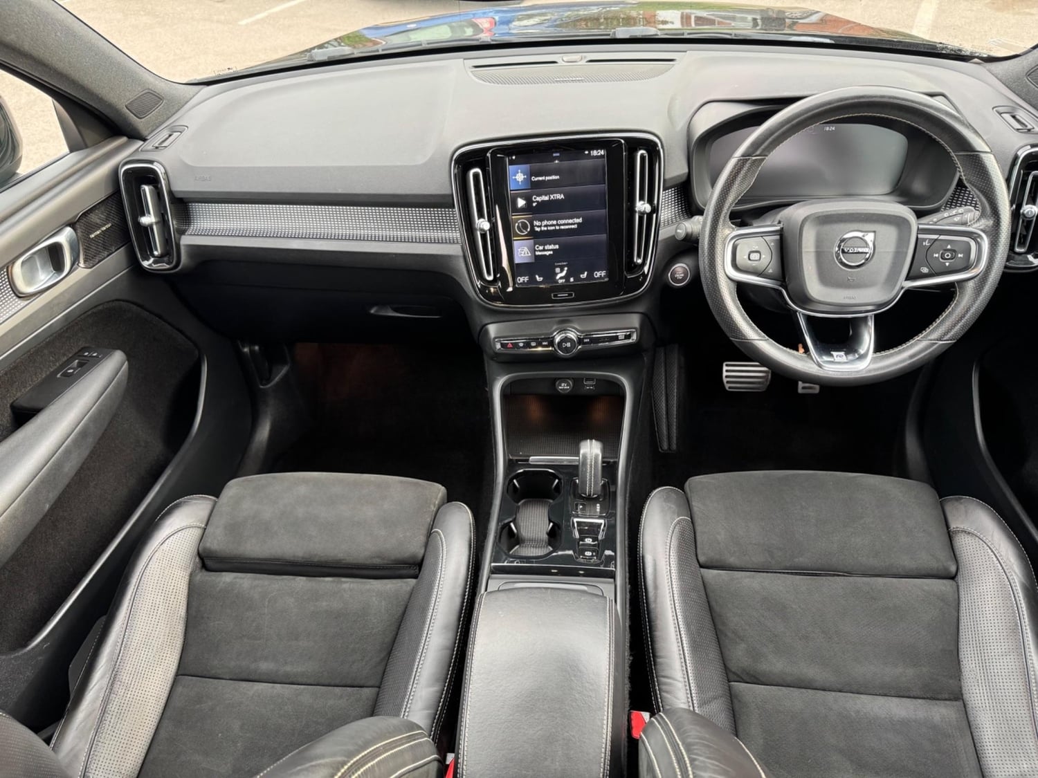 Volvo XC40 2018 - Cars