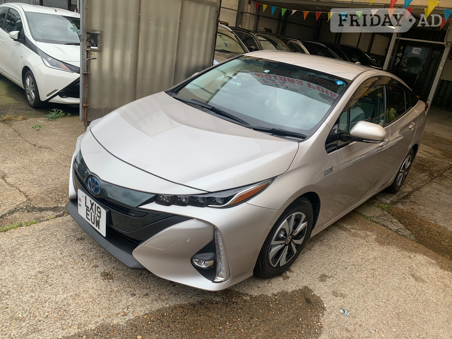 [ berth ]Toyota Prius