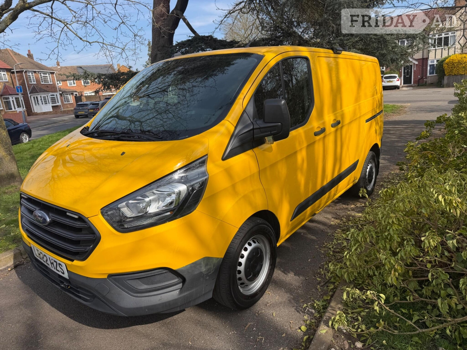 [ berth ]Ford Transit Custom