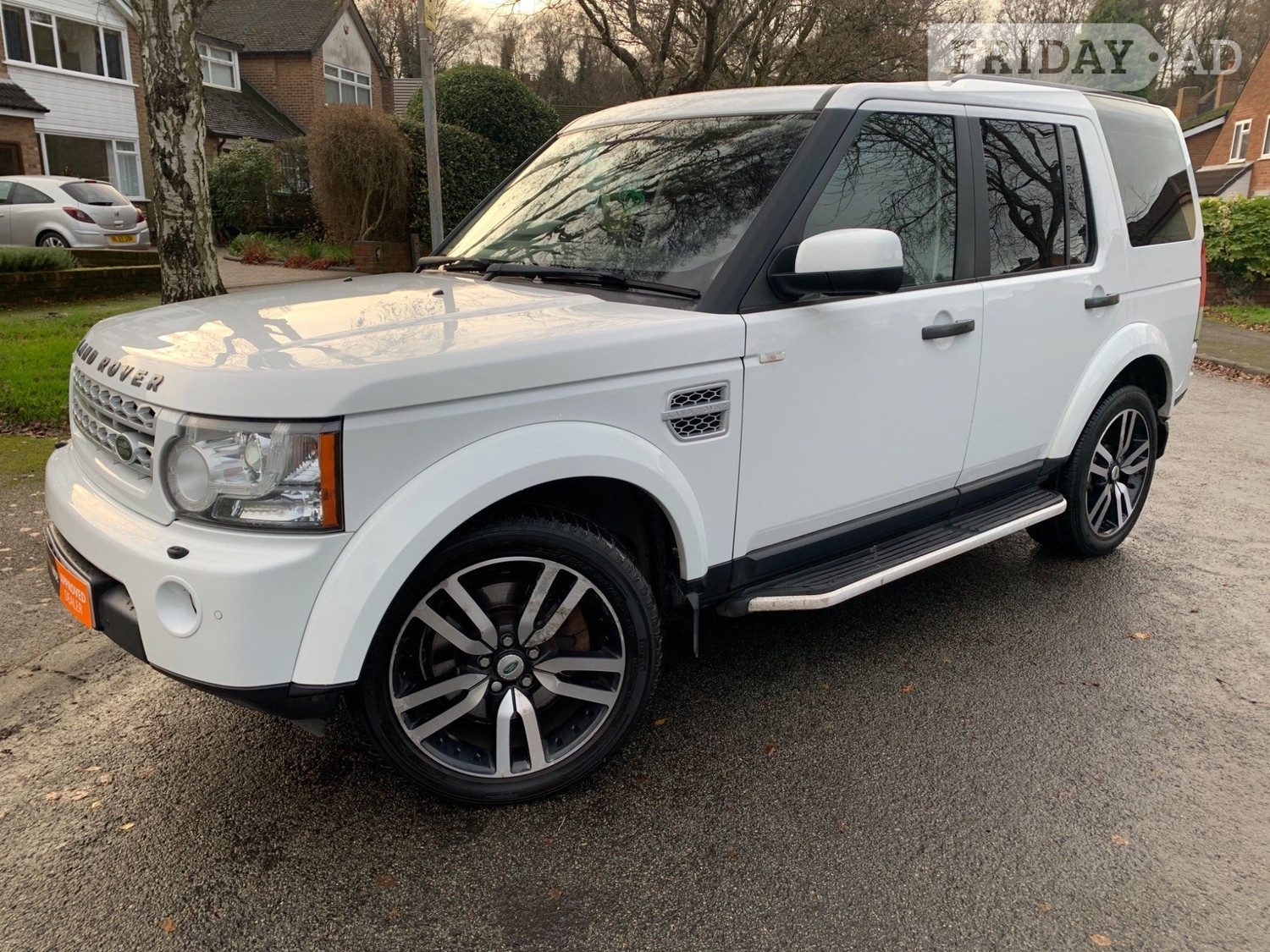 [ berth ]Land Rover Discovery 4
