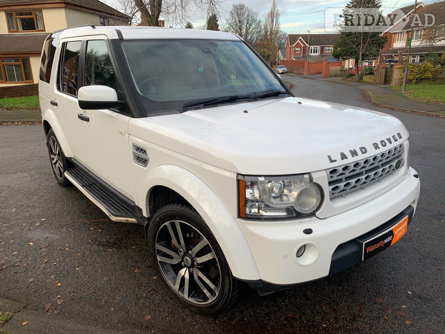 Land Rover Discovery 4 2012 - Cars in West Bromwich