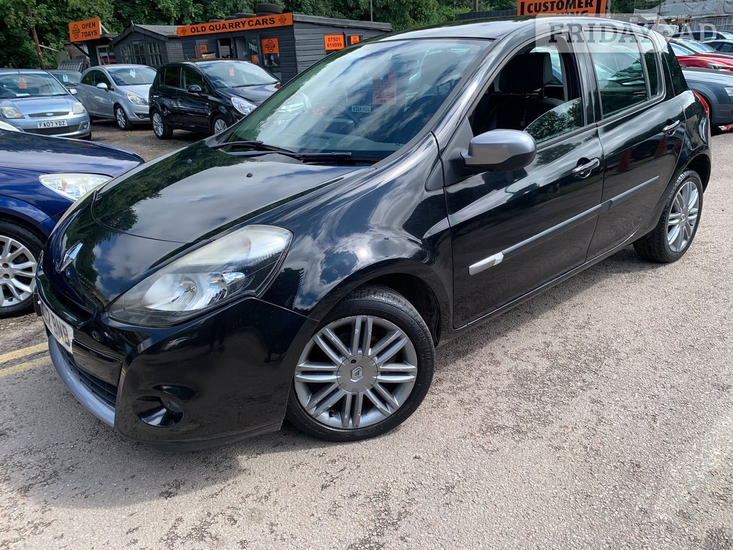 Renault Clio 2012 in Rickmansworth