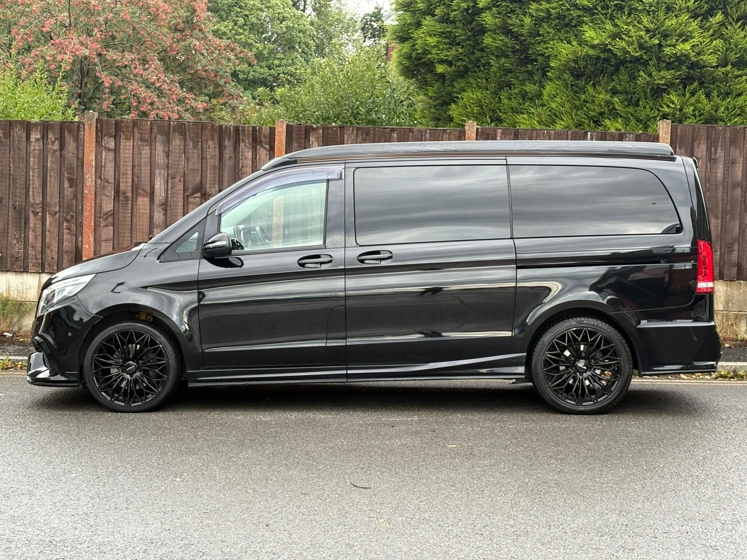 Mercedes-Benz V Class 2018 - Cars