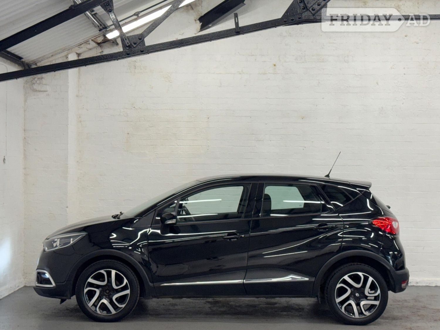 [ berth ]Renault Captur