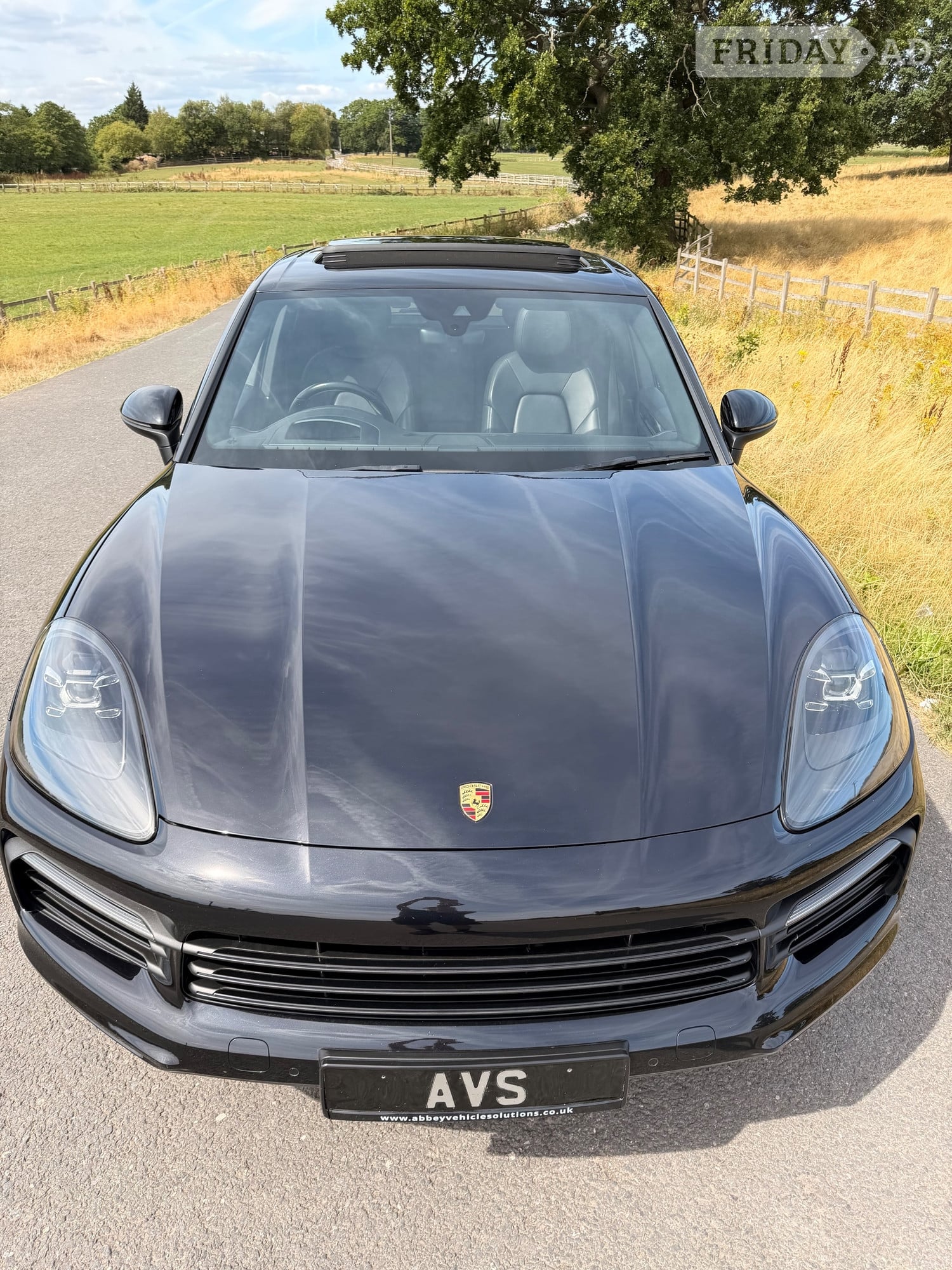 [ berth ]Porsche Cayenne