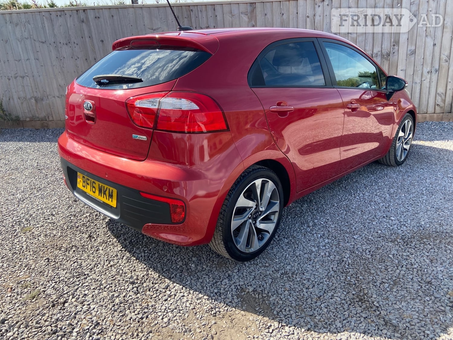 Kia Rio 2016 - Cars in Exeter