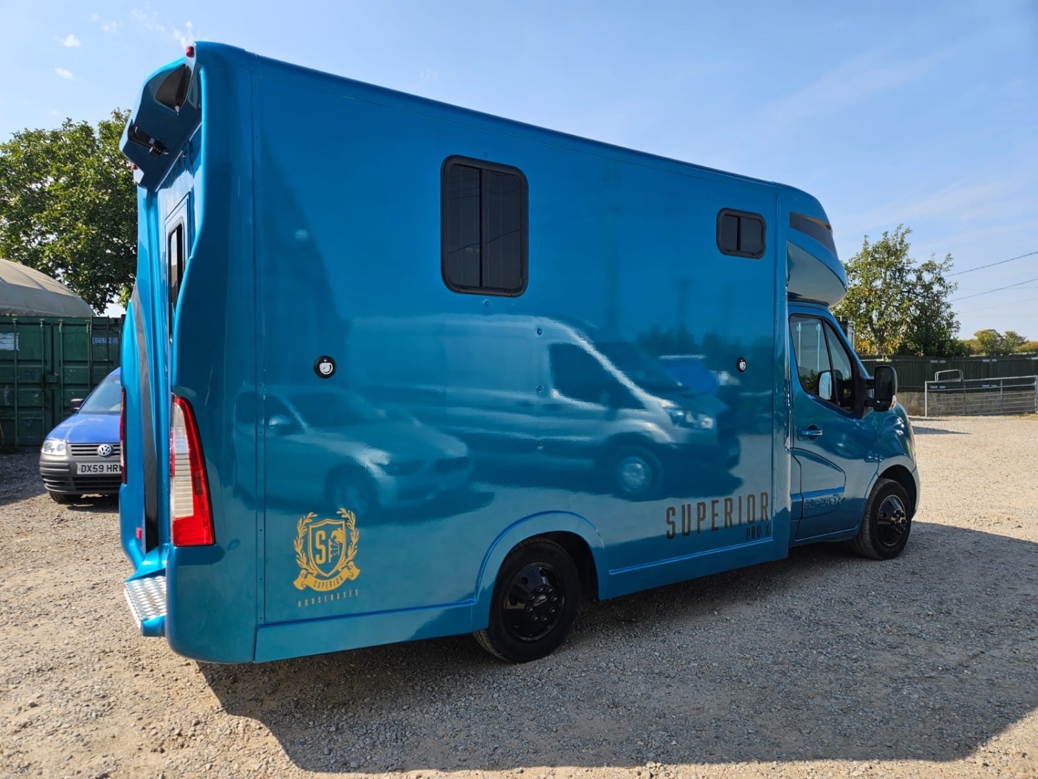 Superior Pro X Nissan Horsebox - Trailers & Horseboxes in Rochester