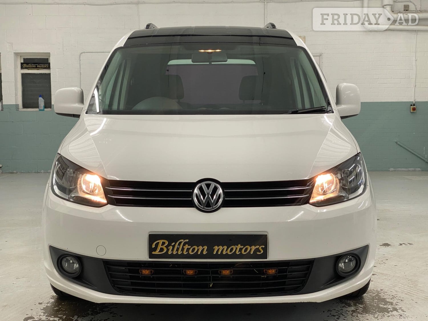 Volkswagen Caddy 2013 - Vans & Commercial Vehicles