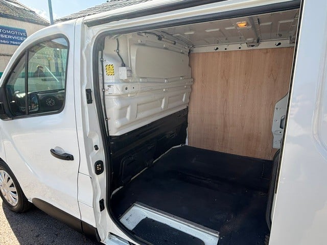 Renault Trafic 2021 - Vans & Commercial Vehicles in Southampton