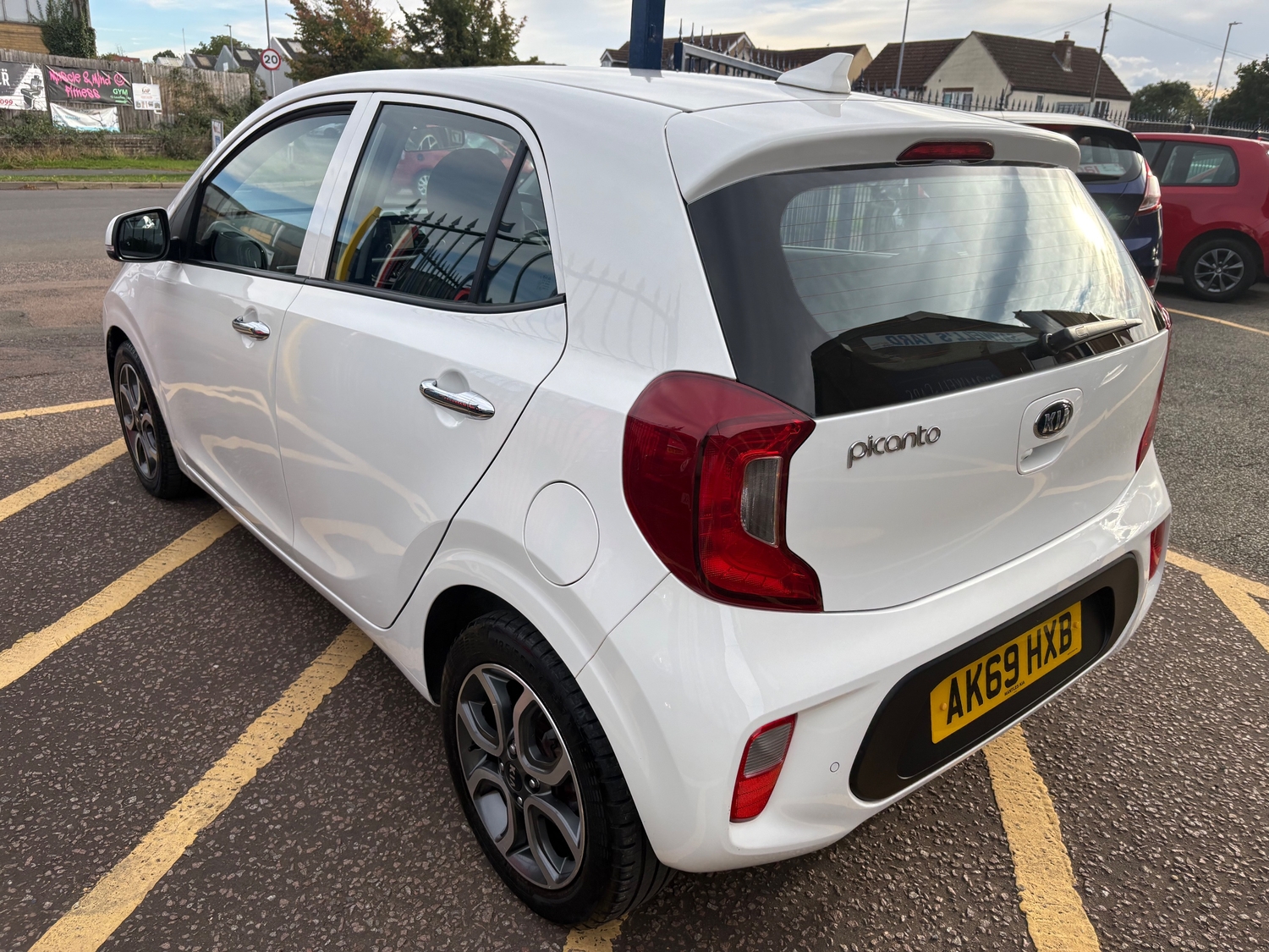 Kia Picanto 2019 - Cars in St. Neots
