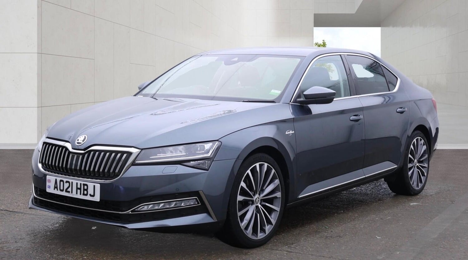 [ berth ]Skoda Superb