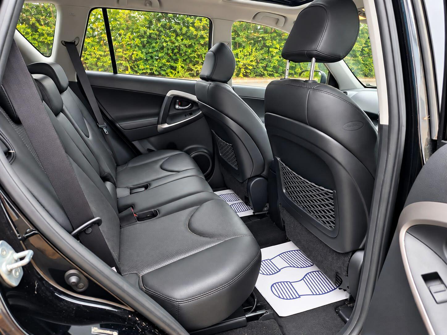 Toyota RAV4 2008 - Cars
