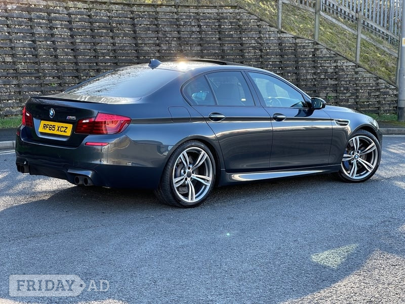 [ berth ]BMW M5