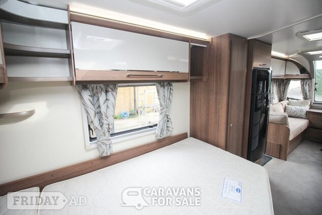 Bailey Unicorn Barcelona 2018 - Motorhomes & Caravans in Beverley