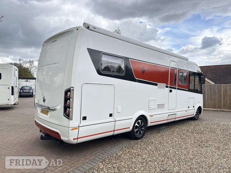 [4 berth ]Niesmann & Bischoff Arto 77 E