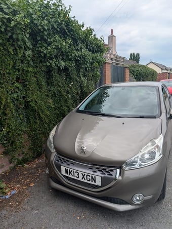 Peugeot 208 2013