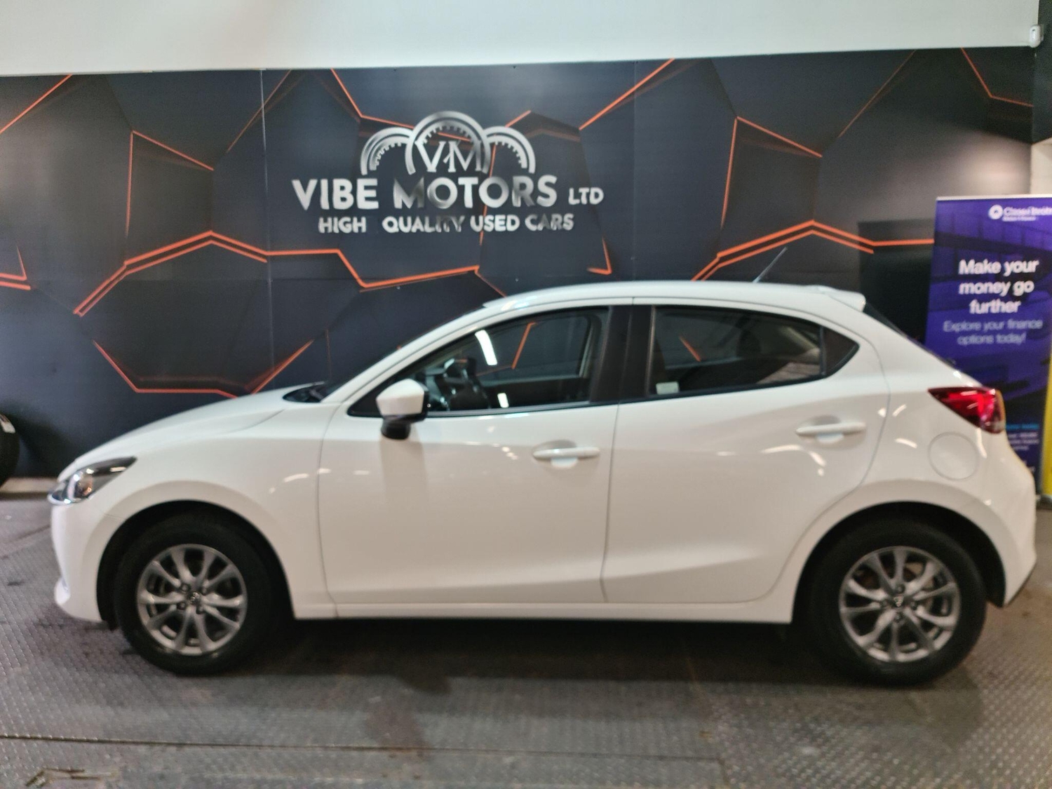 Mazda Mazda2 2022 - Cars