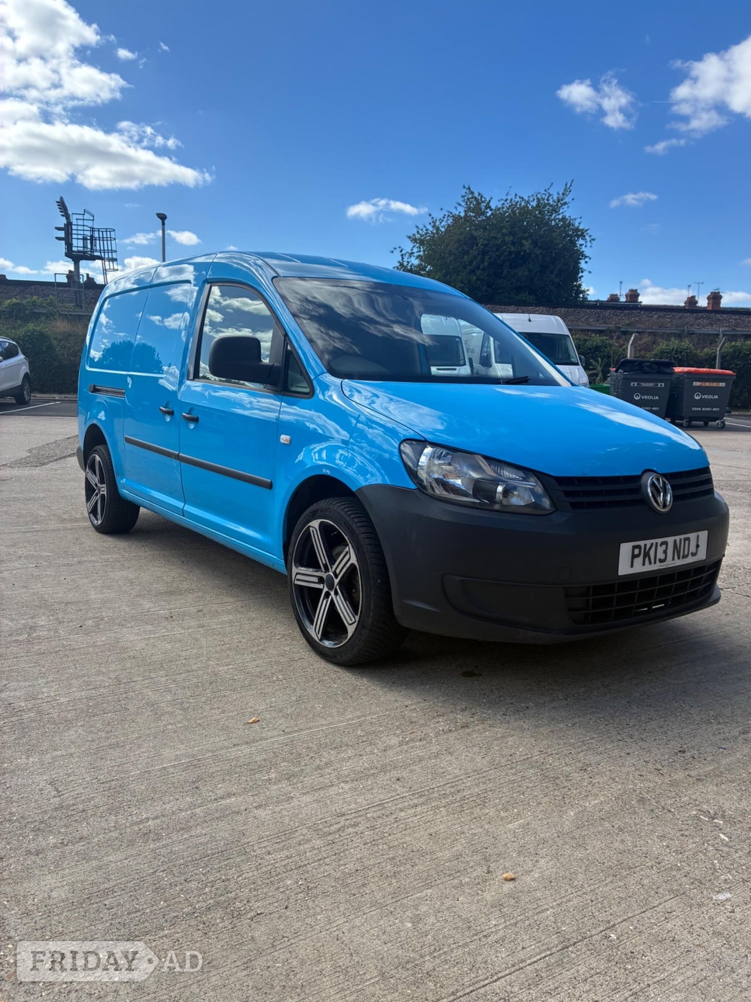 Volkswagen Caddy Maxi 2013 - Vans & Commercial Vehicles