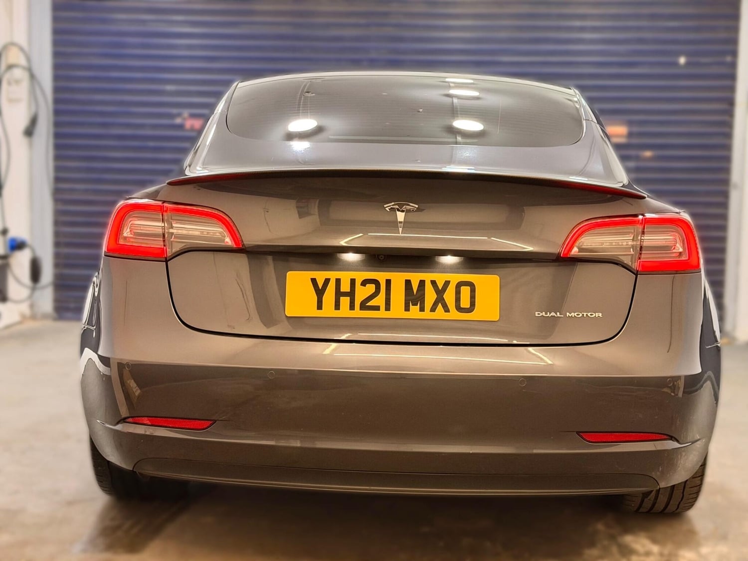 Tesla Model 3 2021 - Cars