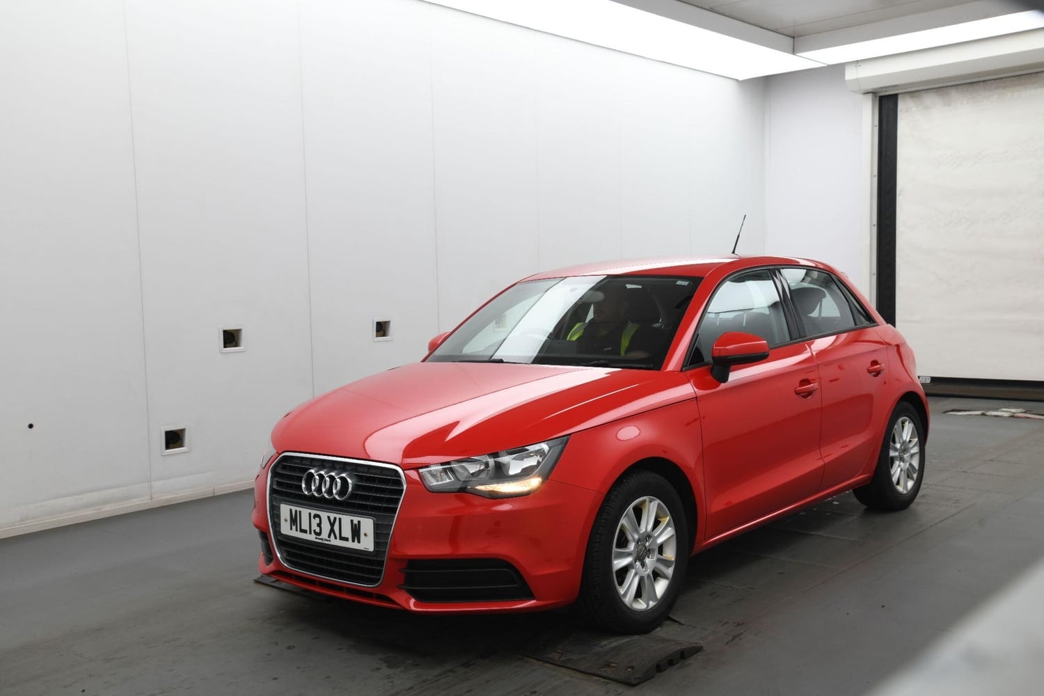 [ berth ]Audi A1