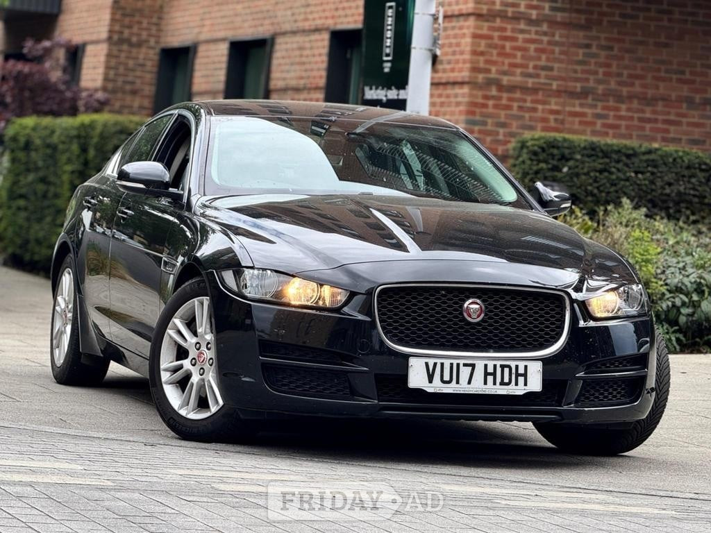 Jaguar XE 2017 in Staines