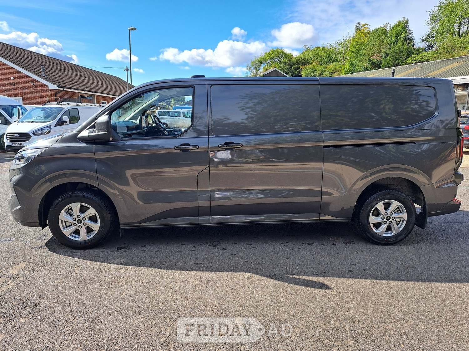 Ford Transit Custom 2025 - Vans & Commercial Vehicles in Waterlooville