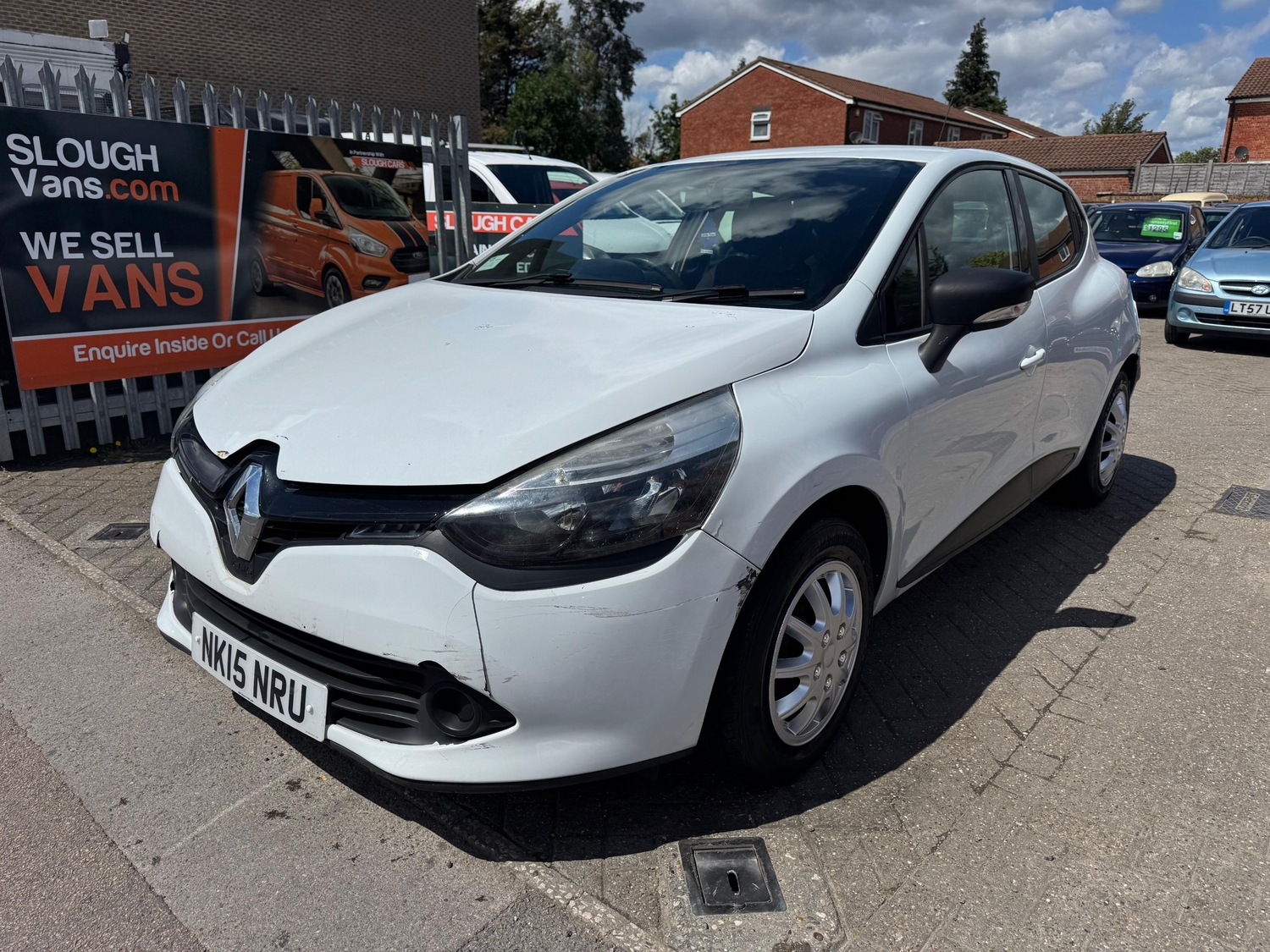 Renault Clio Slough