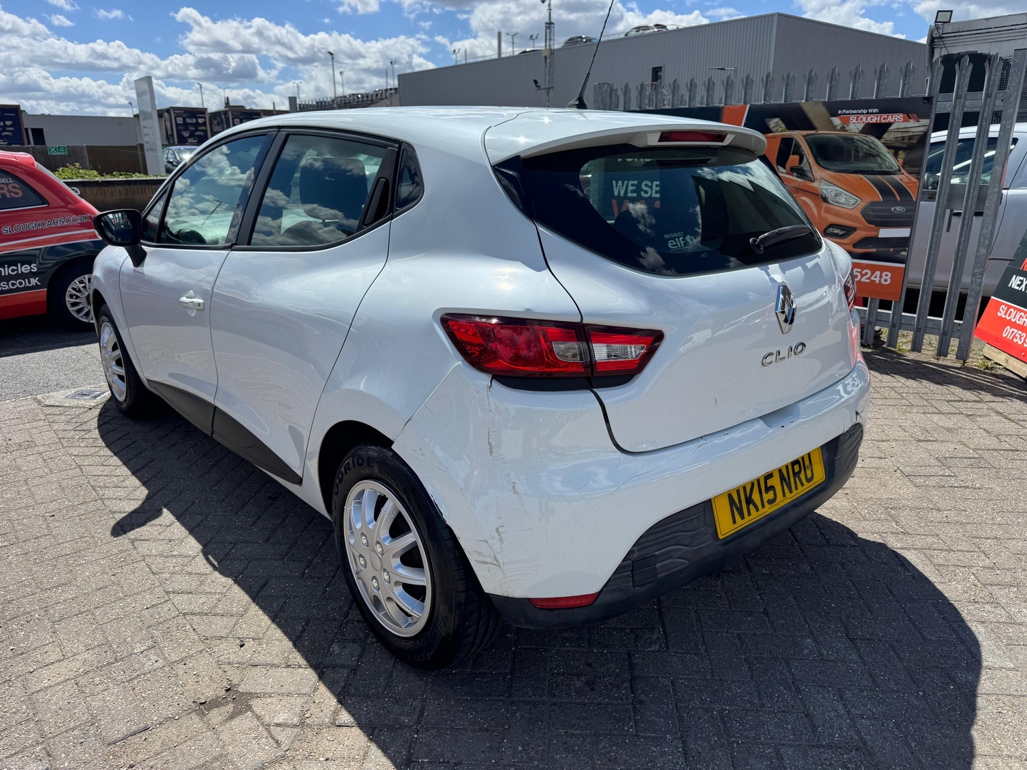 [ berth ]Renault Clio