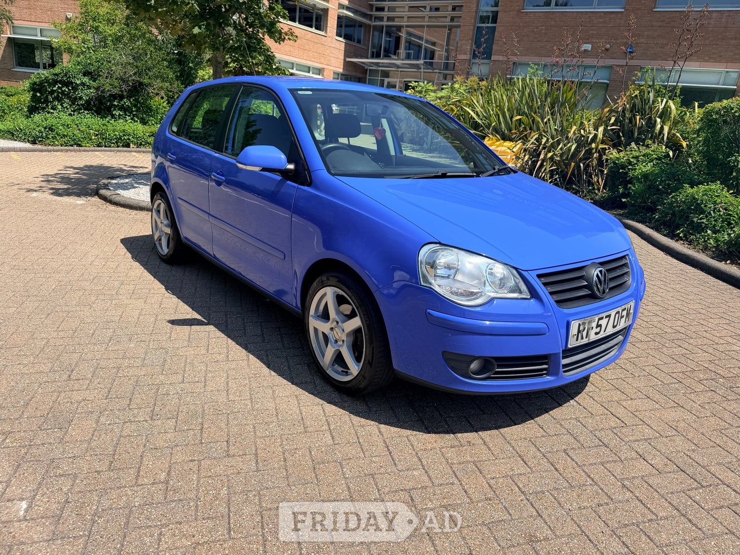 [ berth ]Volkswagen Polo