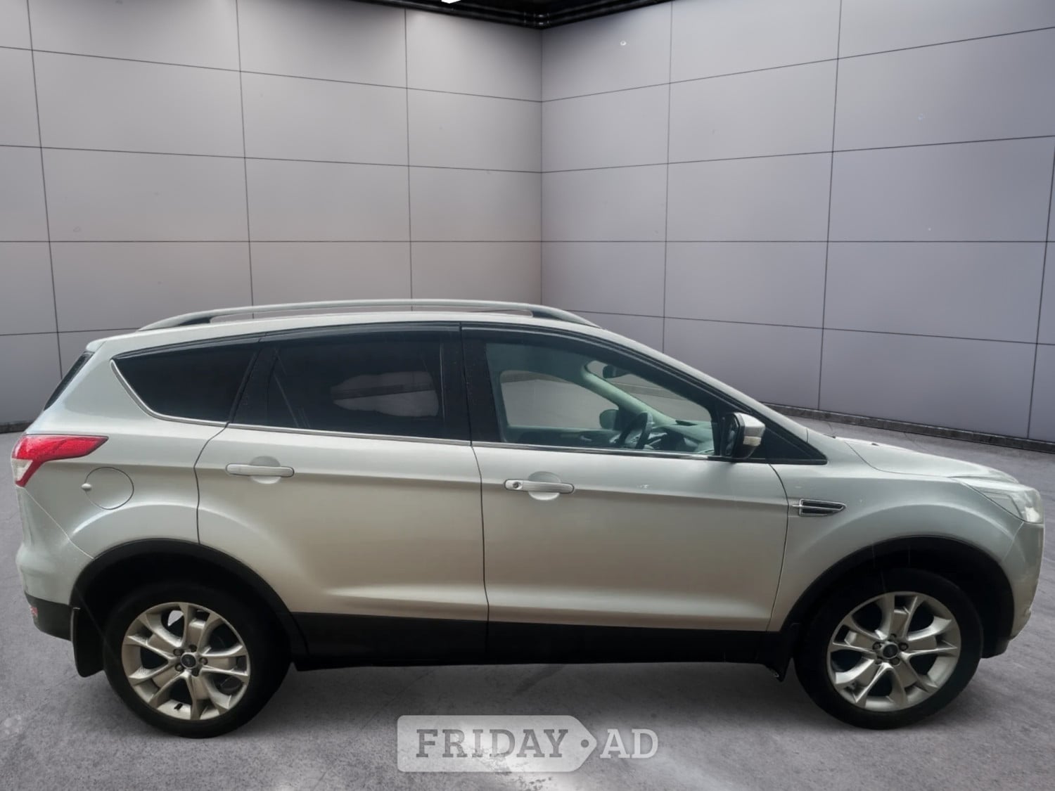 Ford Kuga 2015 - Cars in Broxburn