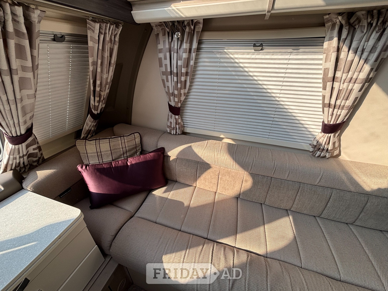 Sterling Elite 2017 - Motorhomes & Caravans in Gloucester