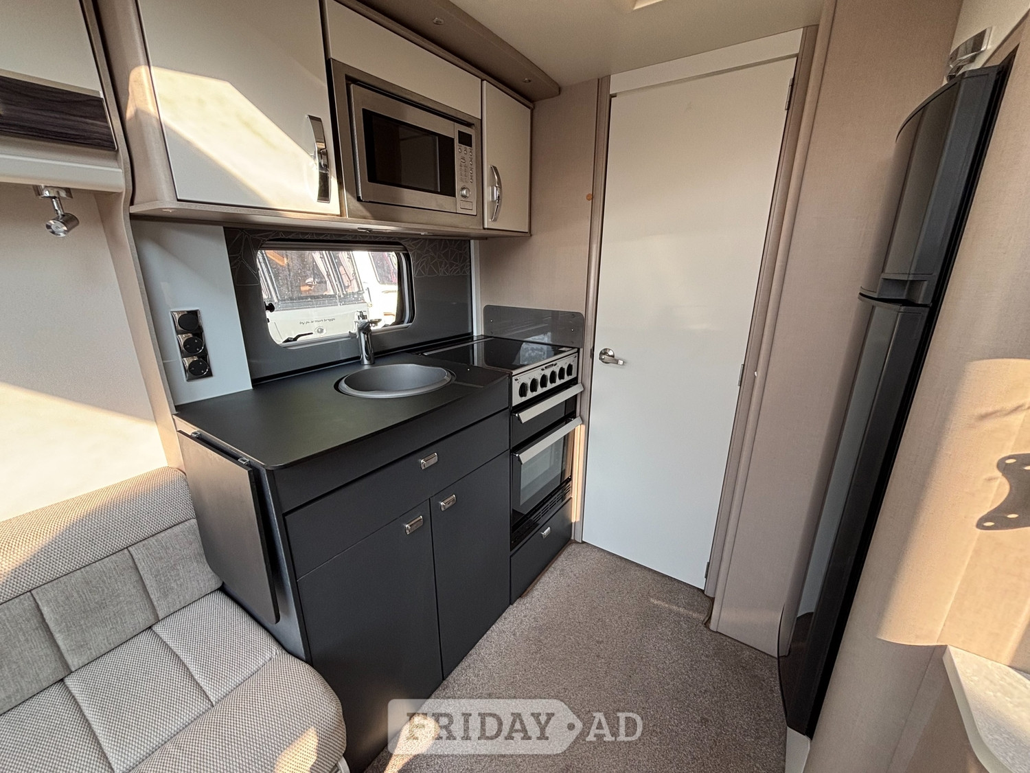 Sterling Elite 2017 - Motorhomes & Caravans