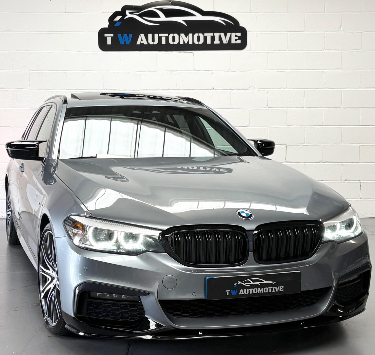 BMW 5 Series 2019 - Cars