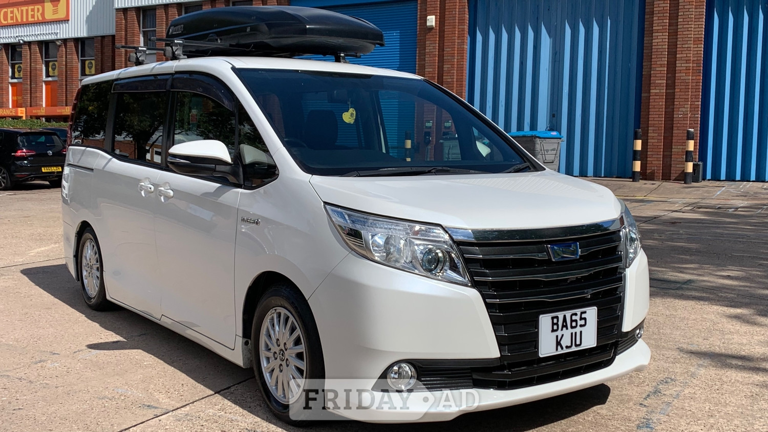 Toyota Voxy 2015 in Birmingham