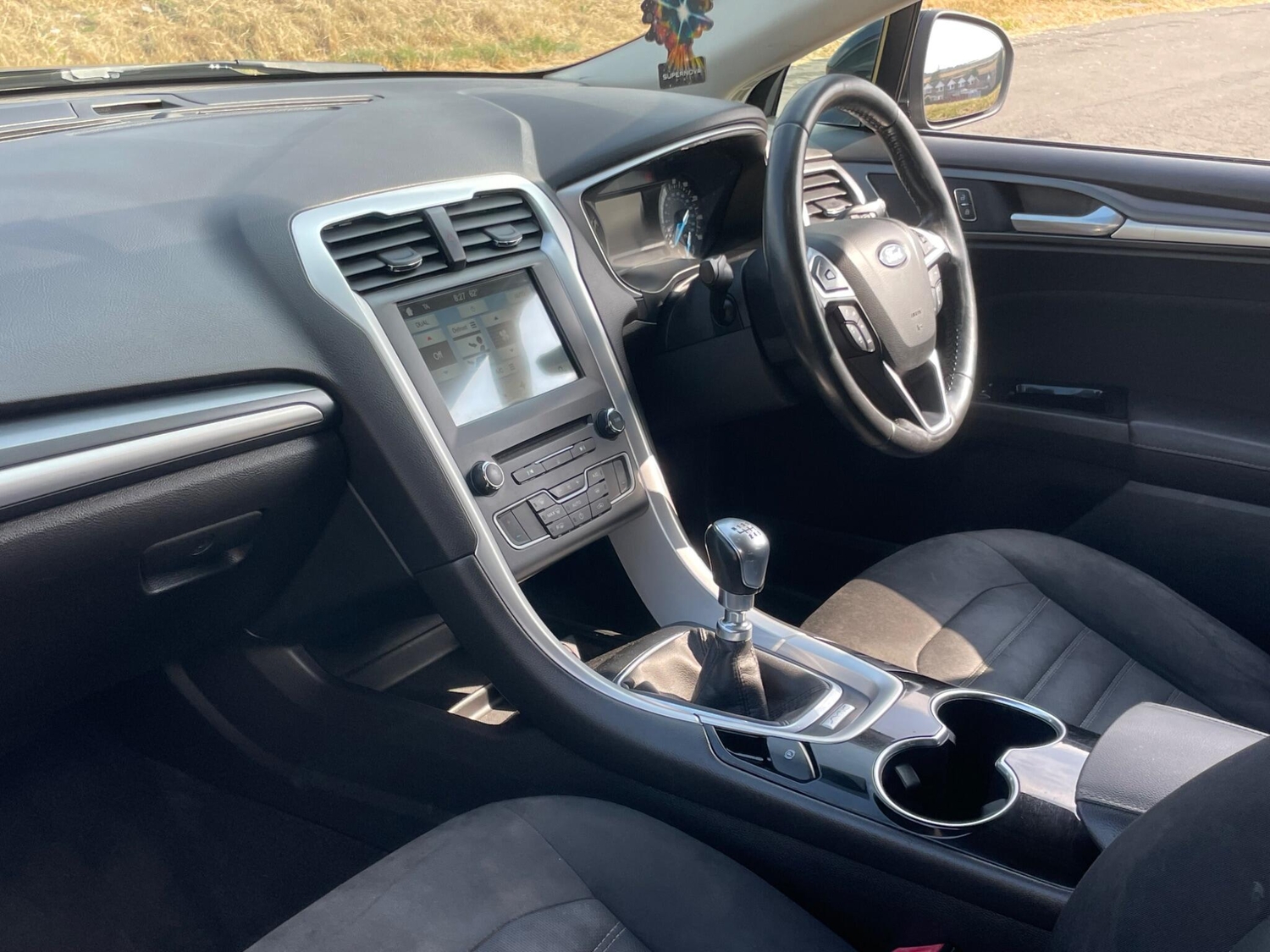 Ford Mondeo 2016 - Cars