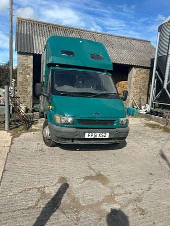 Ifor Williams  Ford Horsebox