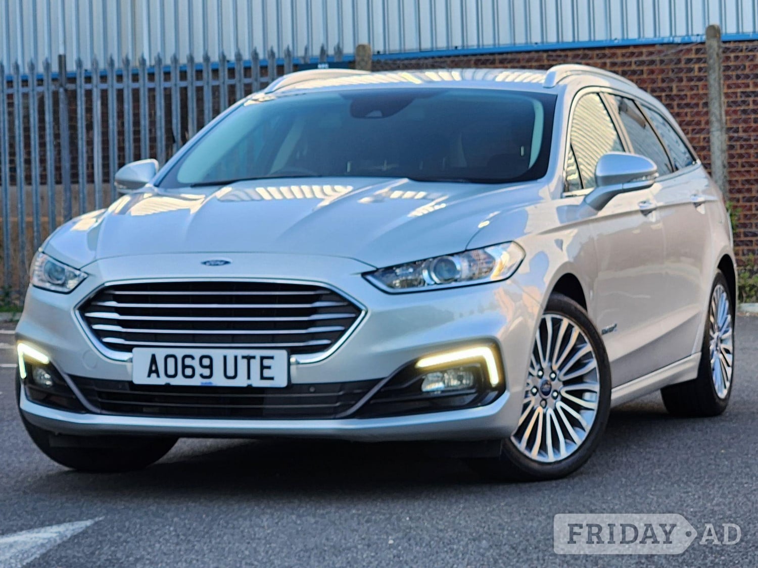 [ berth ]Ford Mondeo