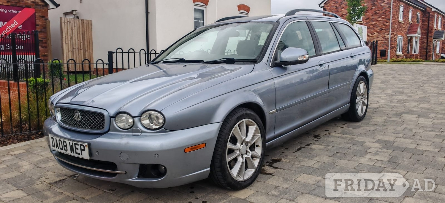 Jaguar X-type 2008 in Macclesfield
