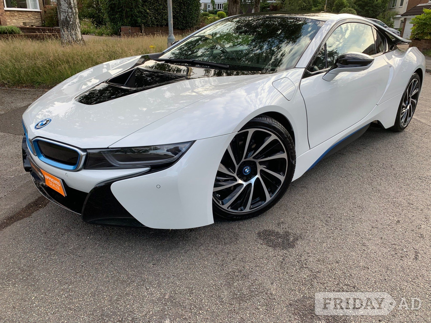 [ berth ]BMW i8