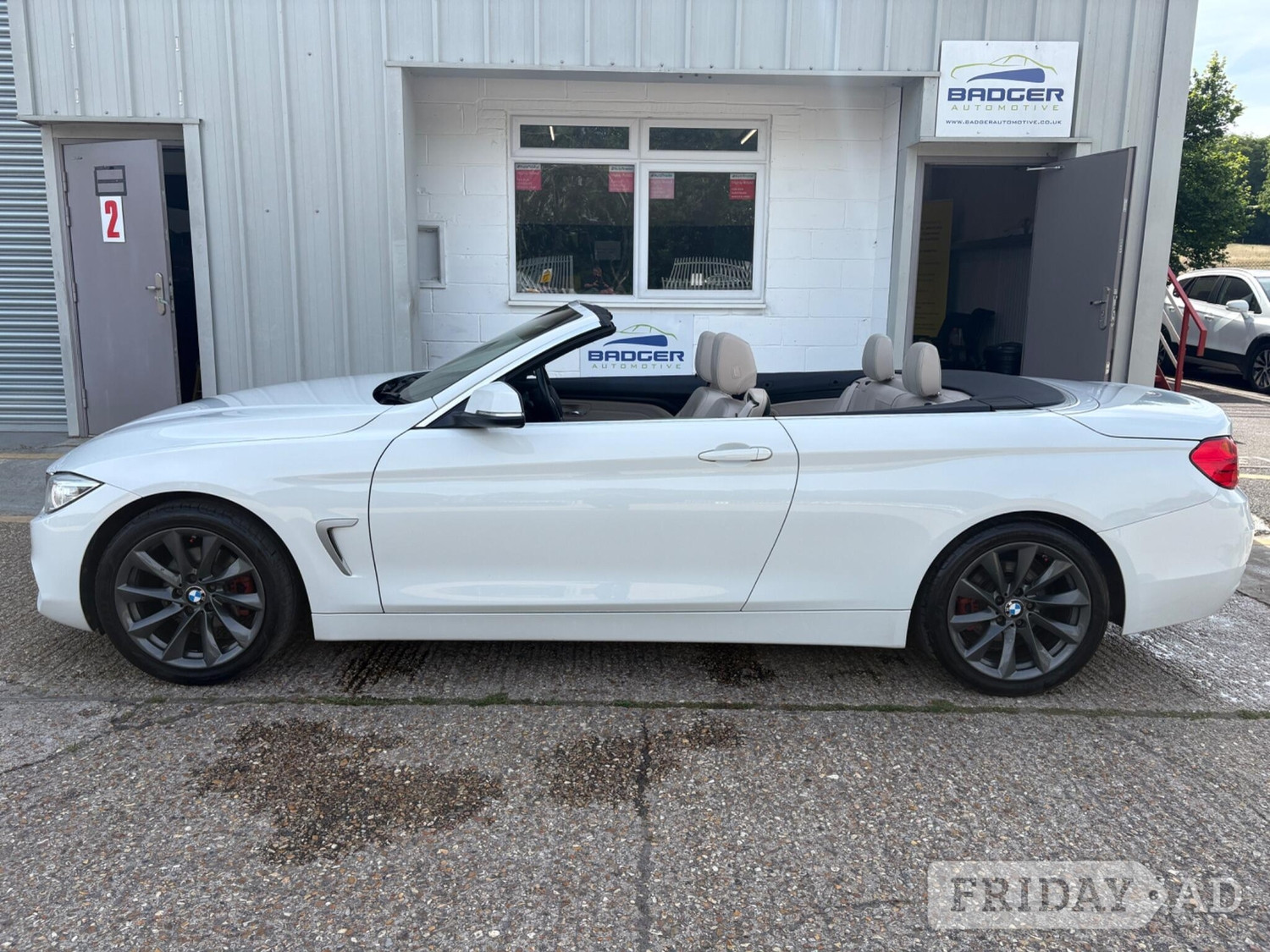 [ berth ]BMW 4 Series
