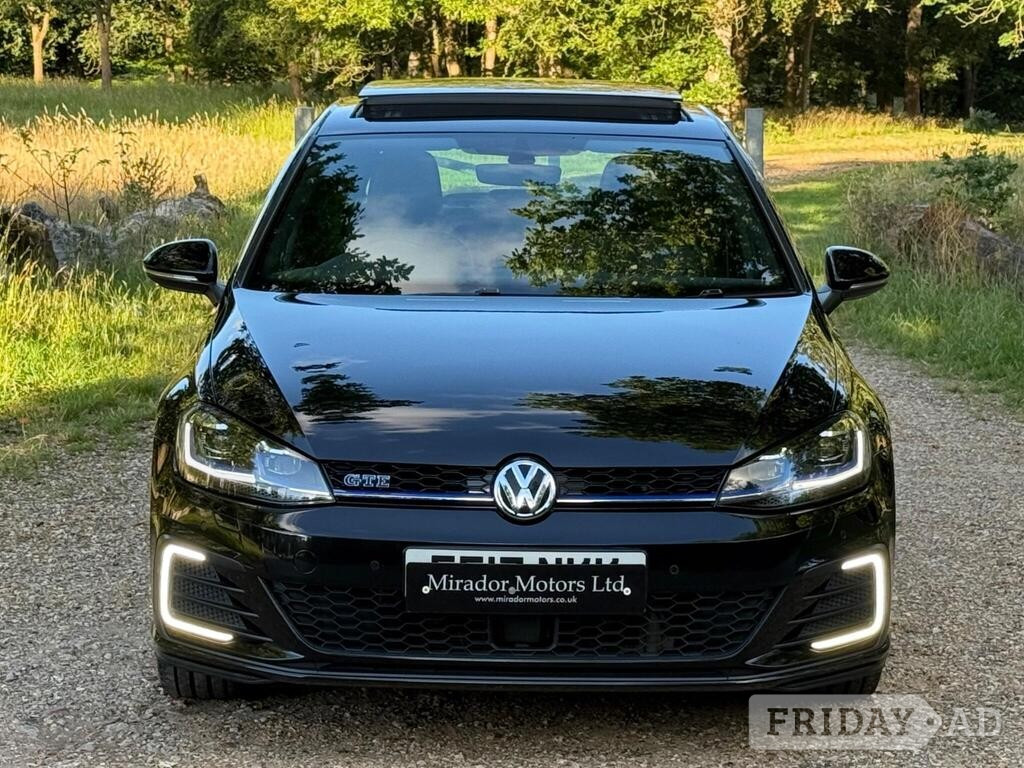 [ berth ]Volkswagen Golf