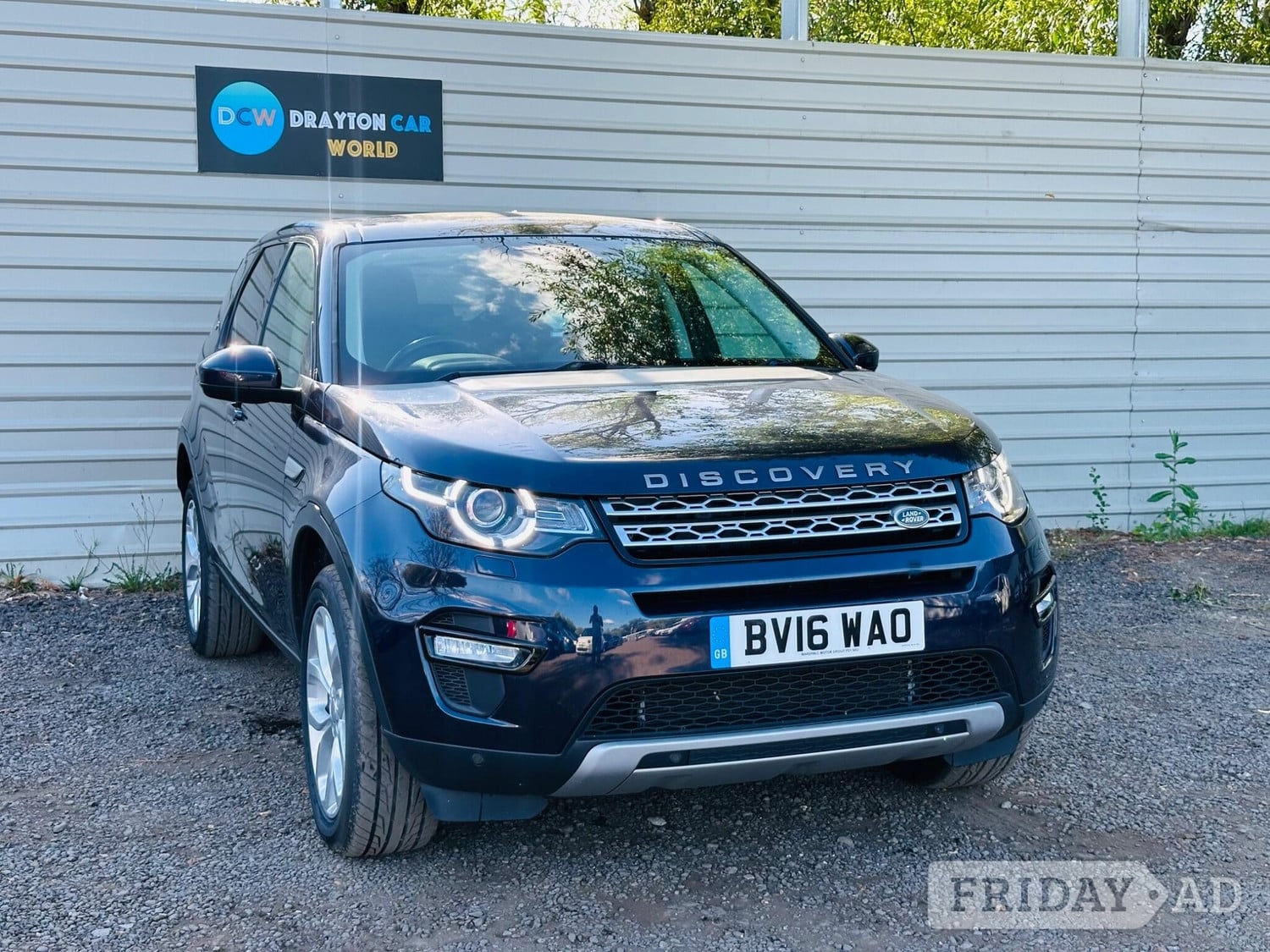 Land Rover Discovery Sport 2016 in Hillingdon