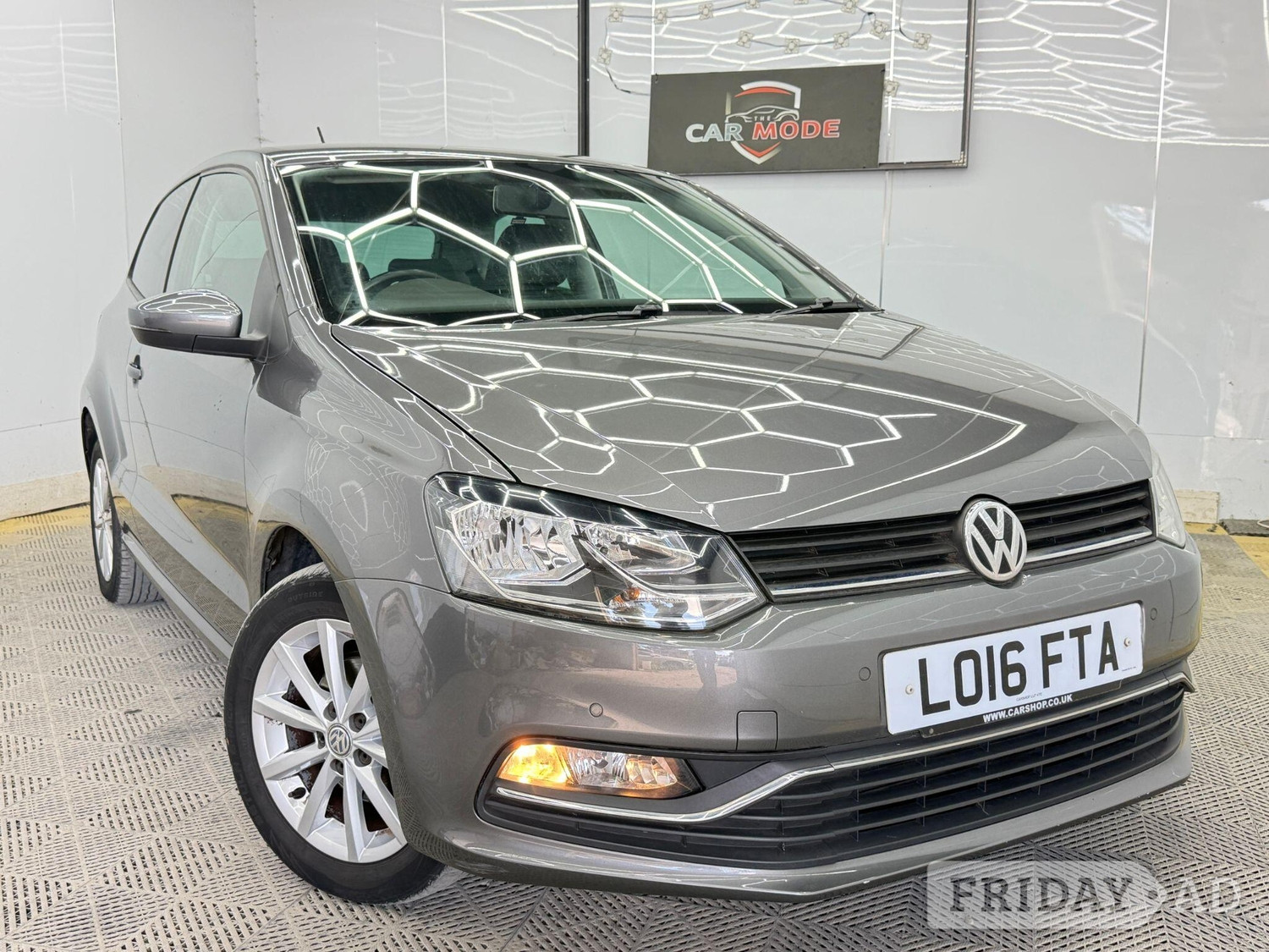Volkswagen Polo 2016 - Cars