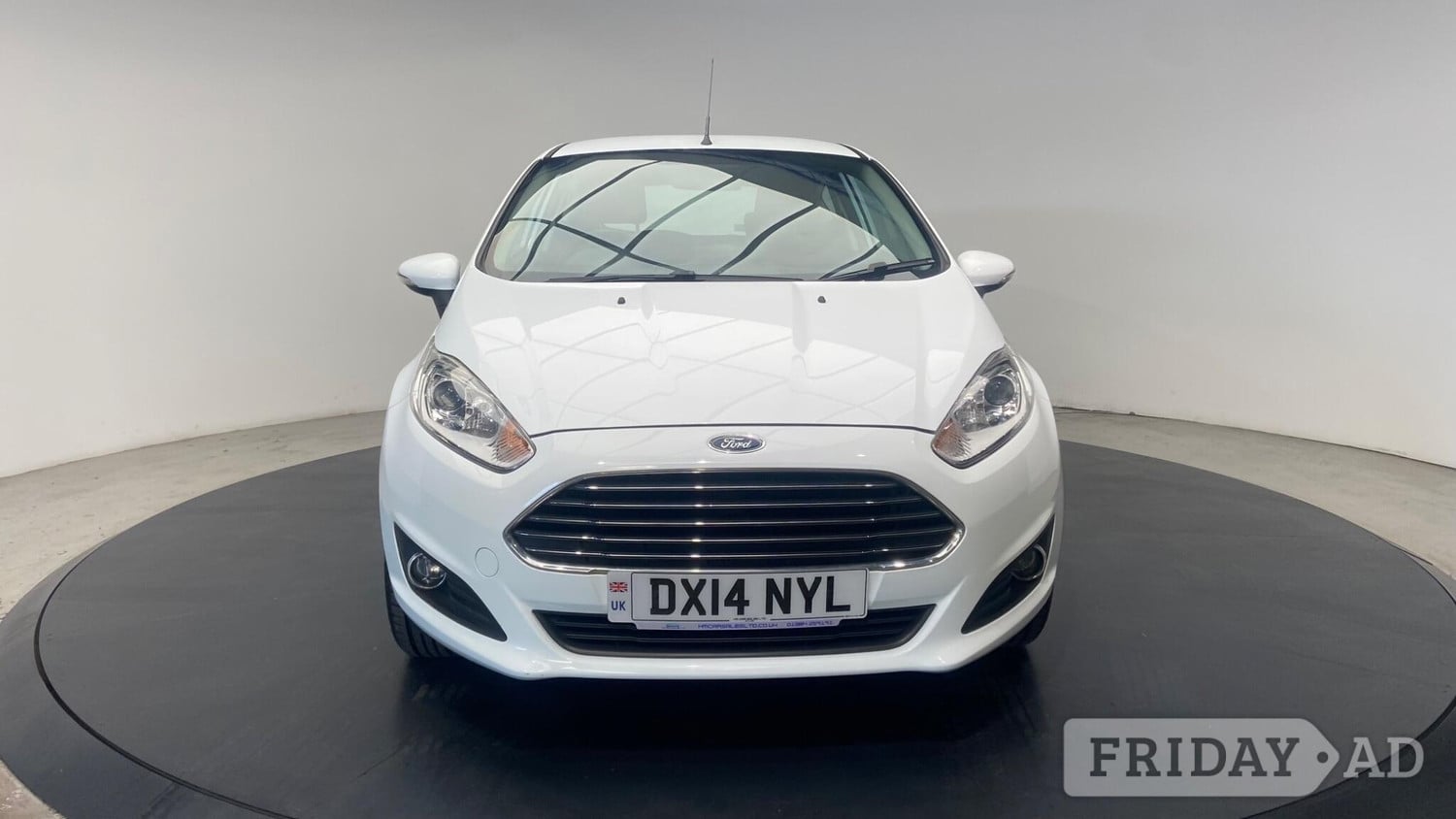[ berth ]Ford Fiesta