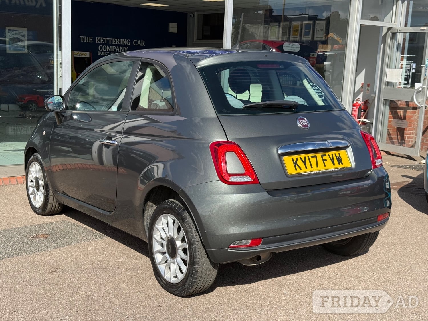 Fiat 500 2017 - Cars