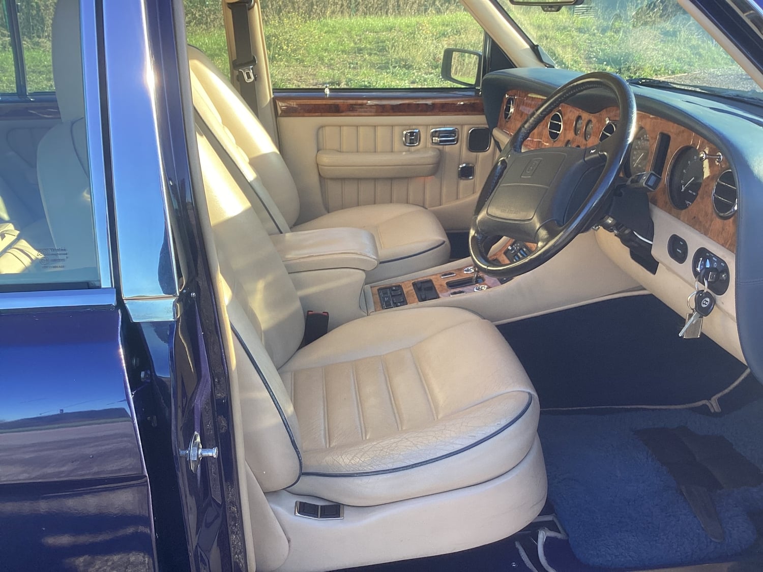 Bentley Brooklands 1996 - Cars