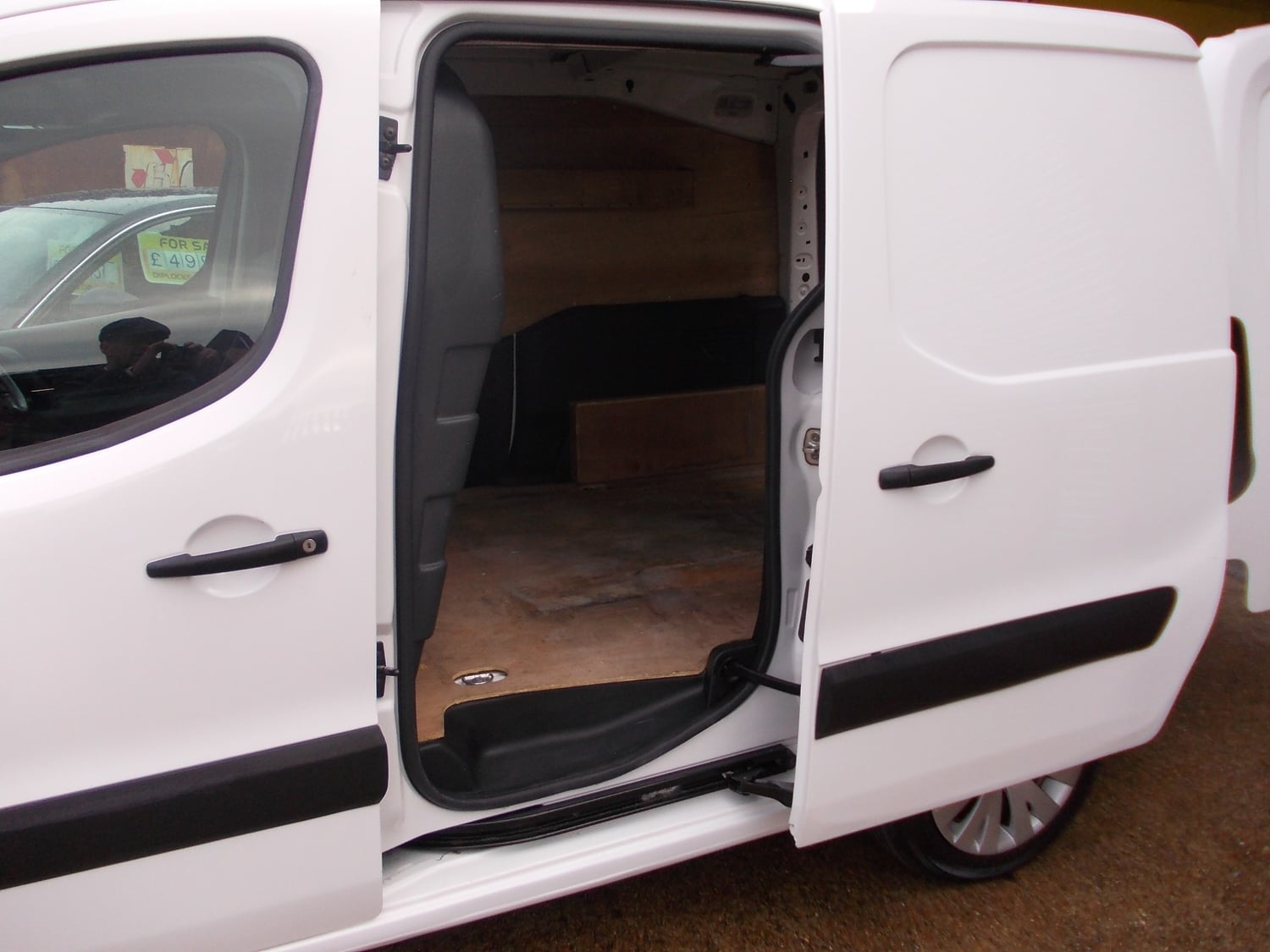 Citroen Berlingo 2017 - Cars